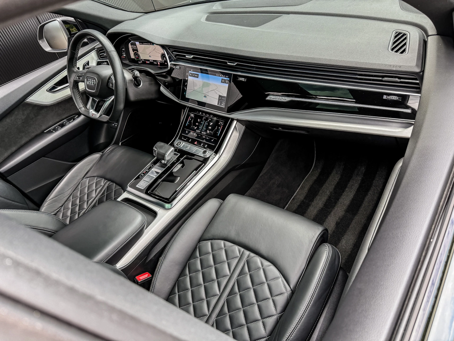 Hoofdafbeelding Audi Q8