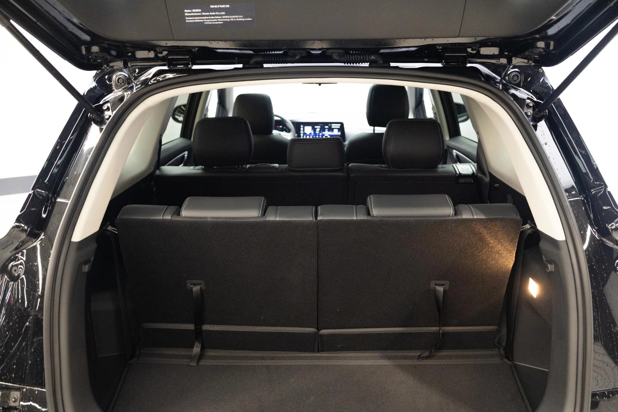 Hoofdafbeelding DFSK E5 PHEV