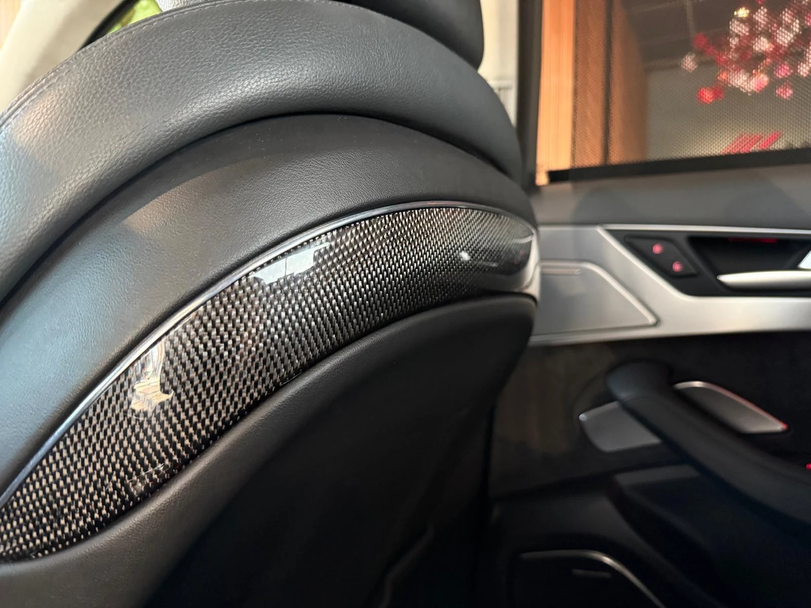 Hoofdafbeelding Audi A8