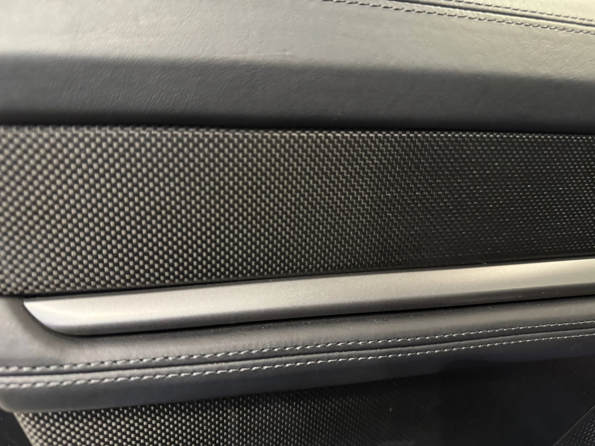 Hoofdafbeelding Porsche Taycan