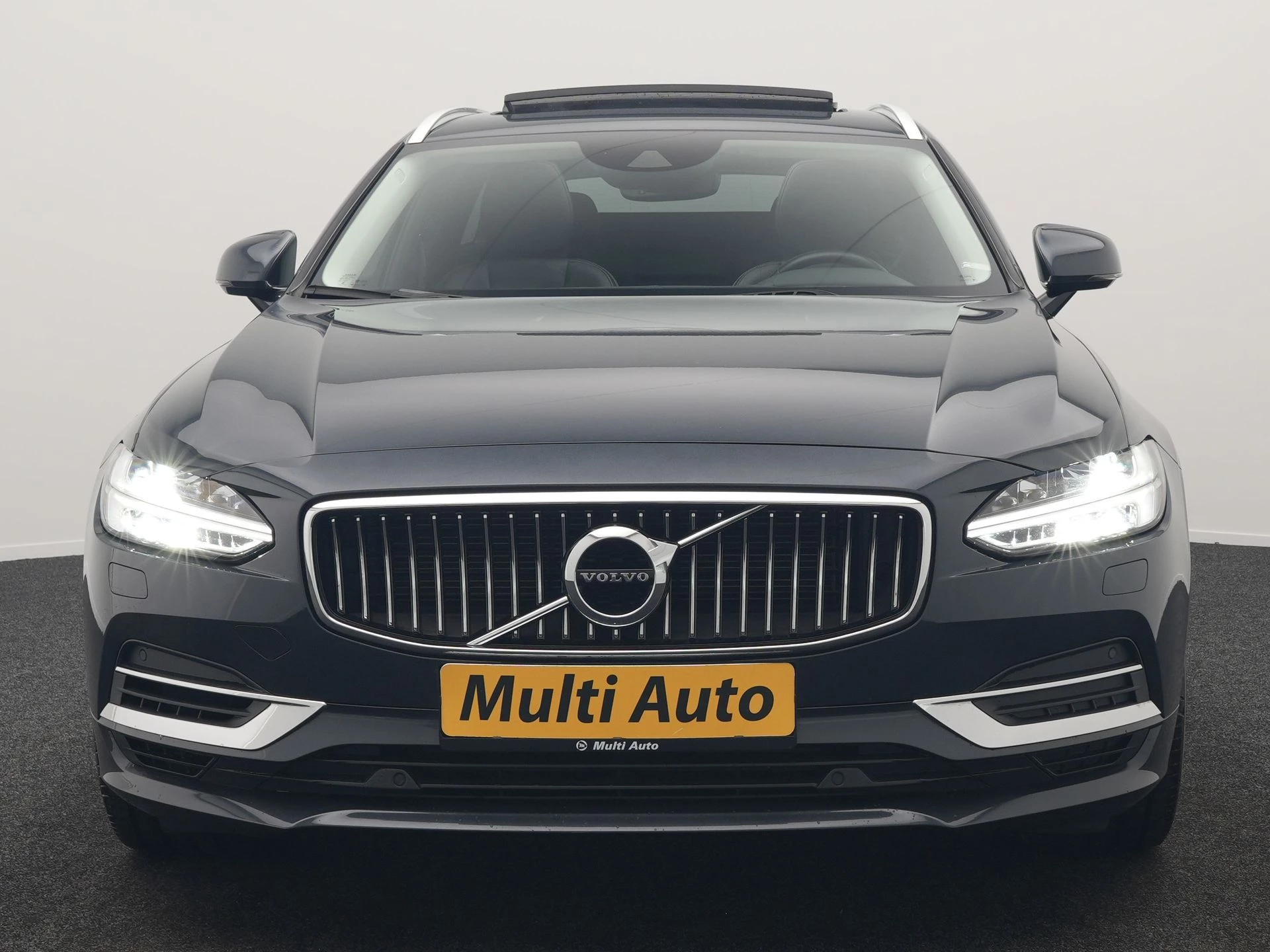 Hoofdafbeelding Volvo V90