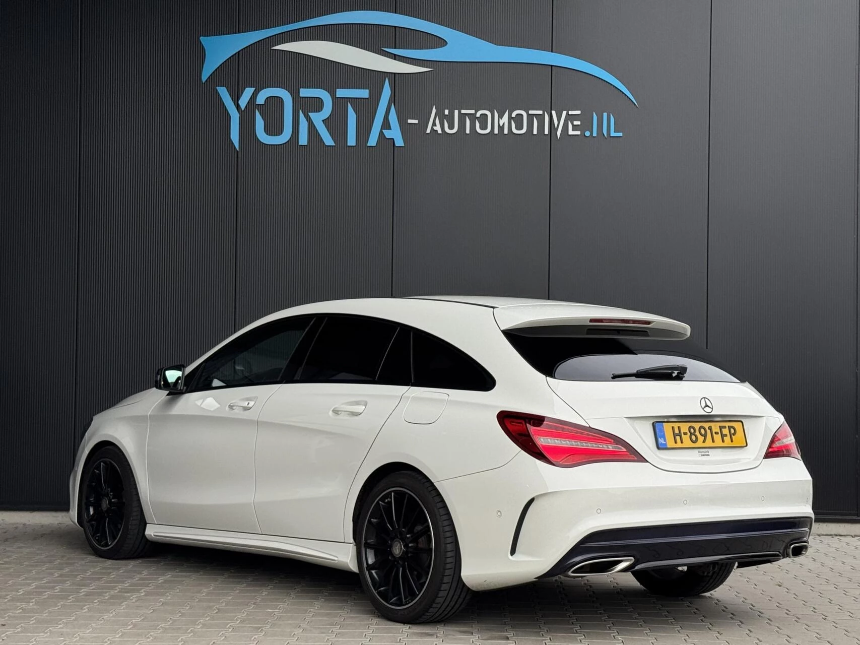 Hoofdafbeelding Mercedes-Benz CLA
