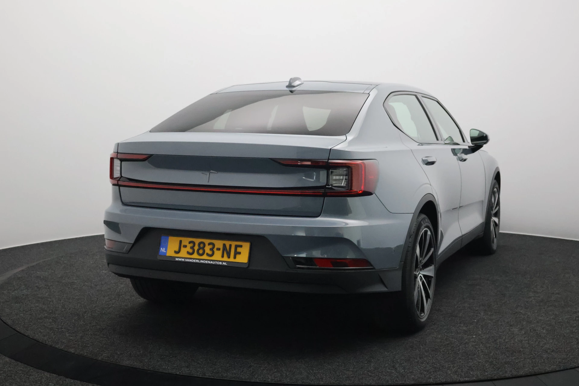 Hoofdafbeelding Polestar 2
