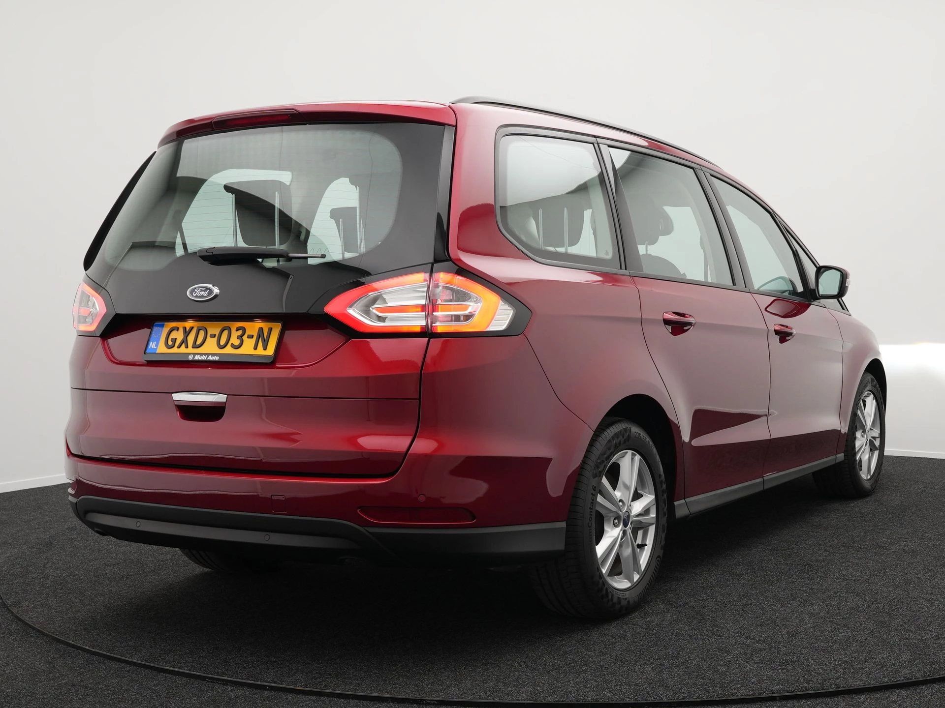 Hoofdafbeelding Ford Galaxy