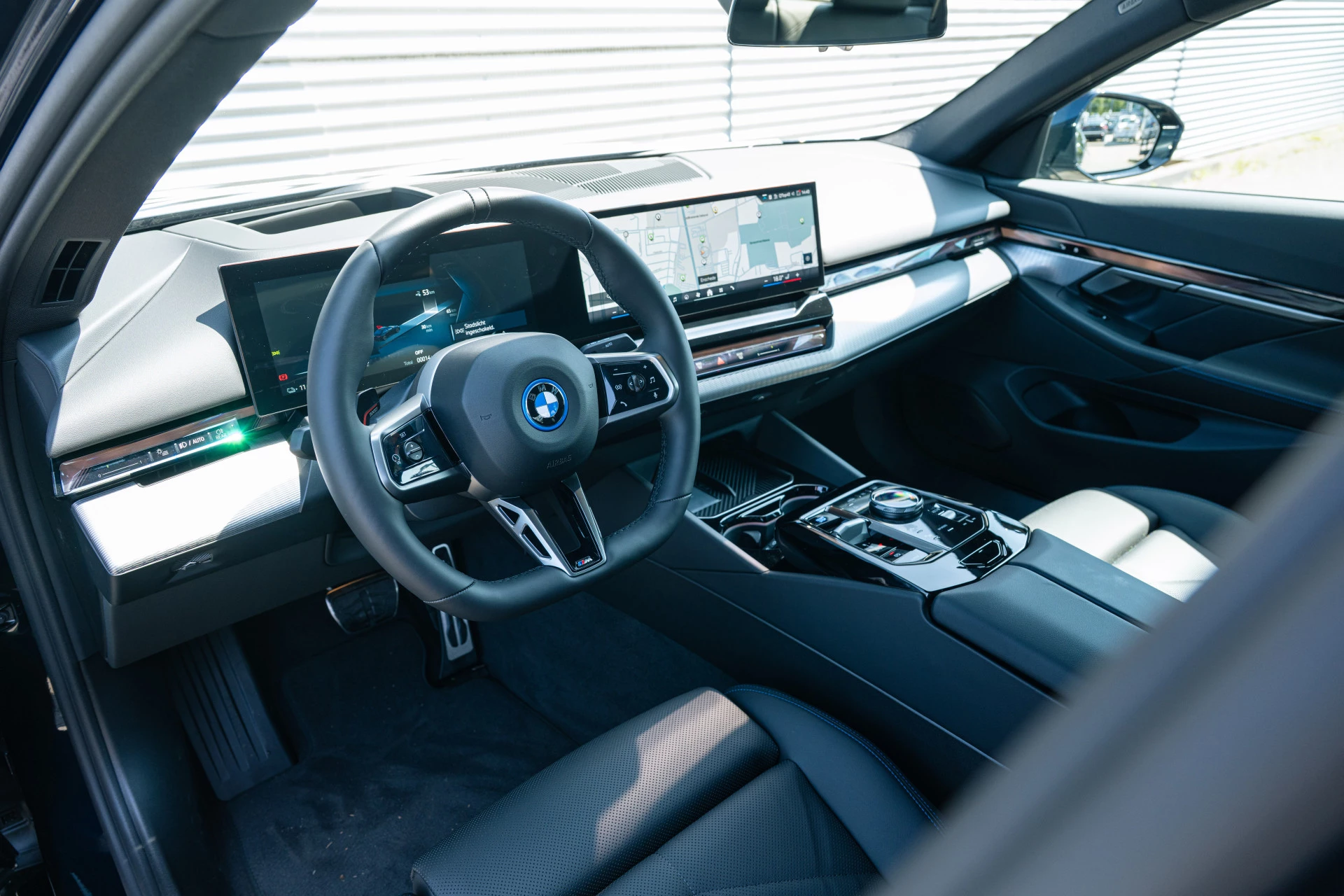 Hoofdafbeelding BMW i5