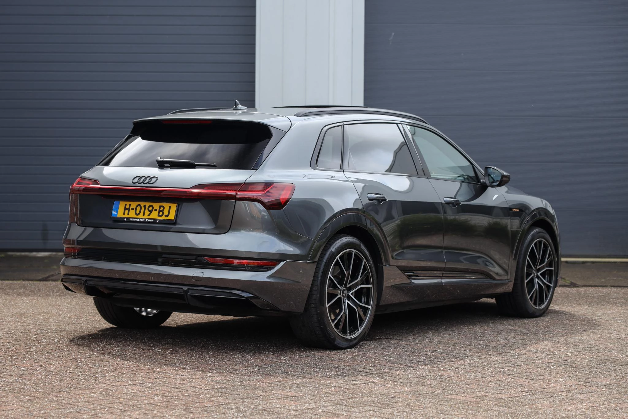 Hoofdafbeelding Audi e-tron