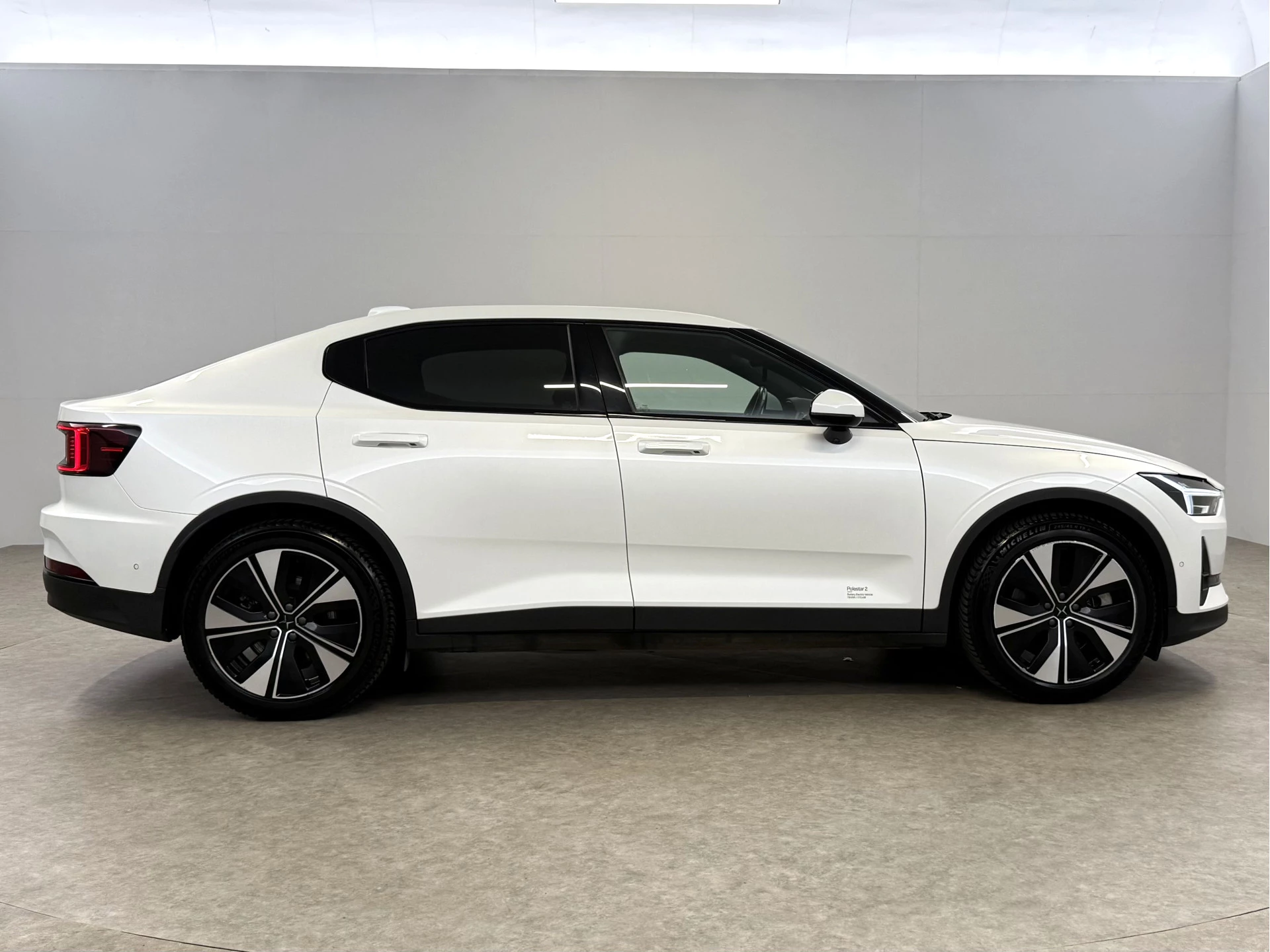 Hoofdafbeelding Polestar 2