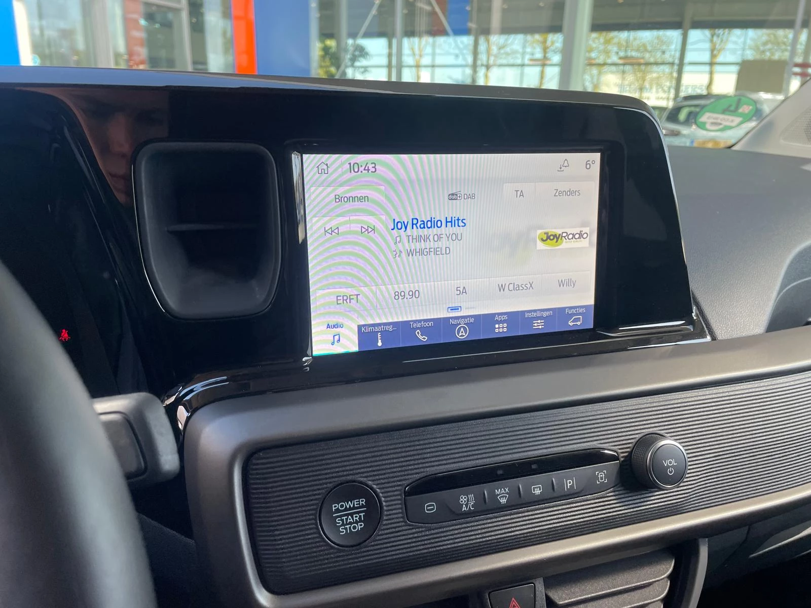 Hoofdafbeelding Ford Transit Courier