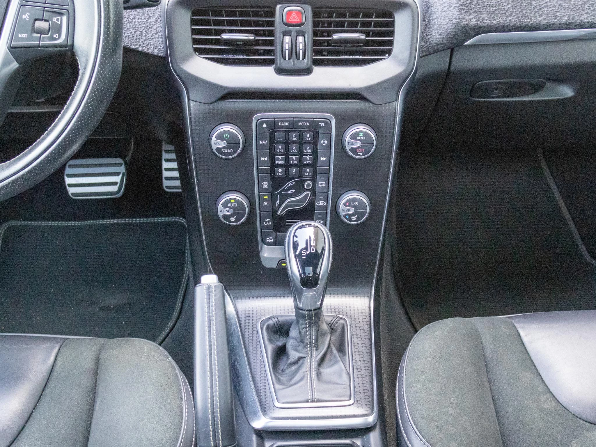 Hoofdafbeelding Volvo V40