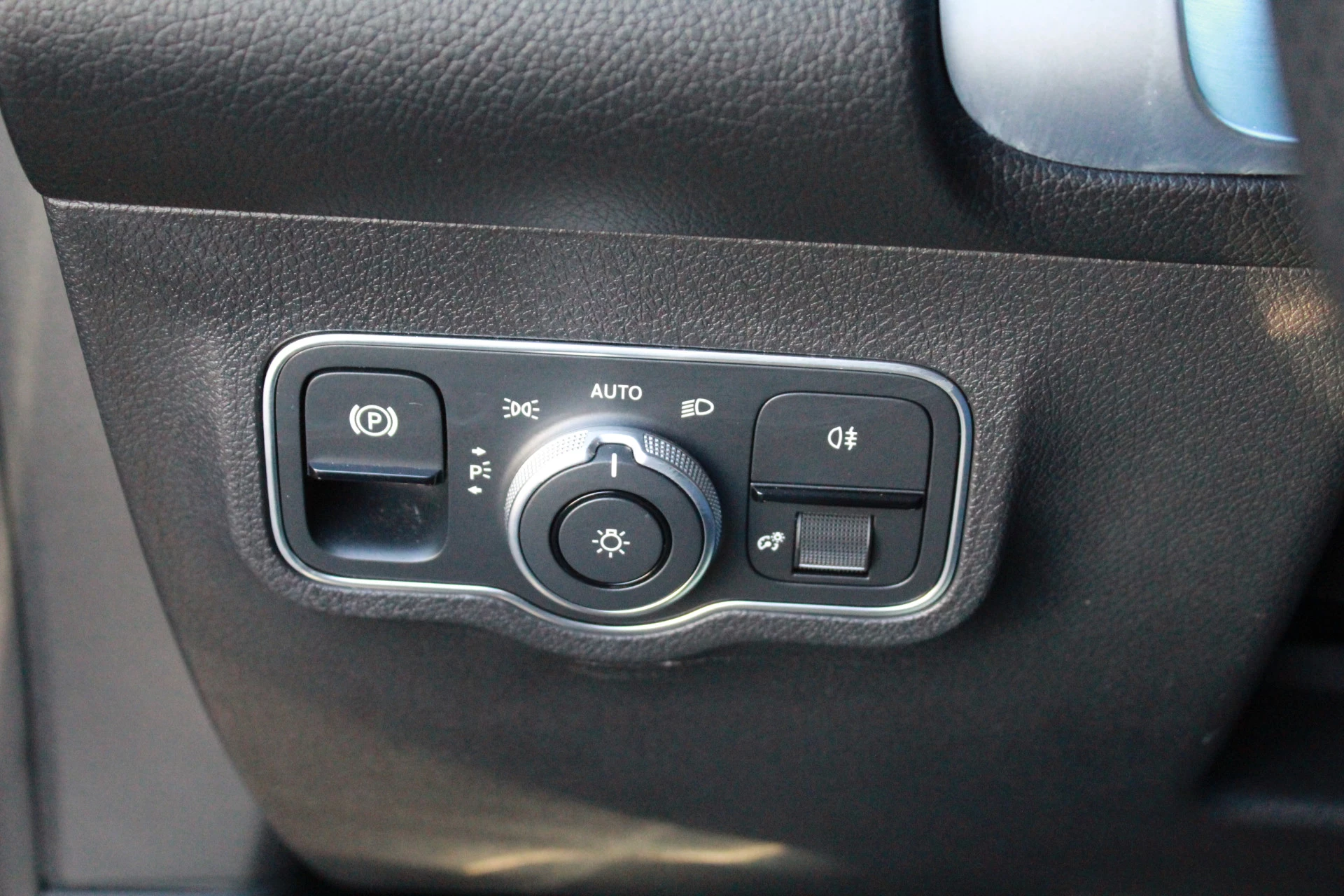 Hoofdafbeelding Mercedes-Benz EQB