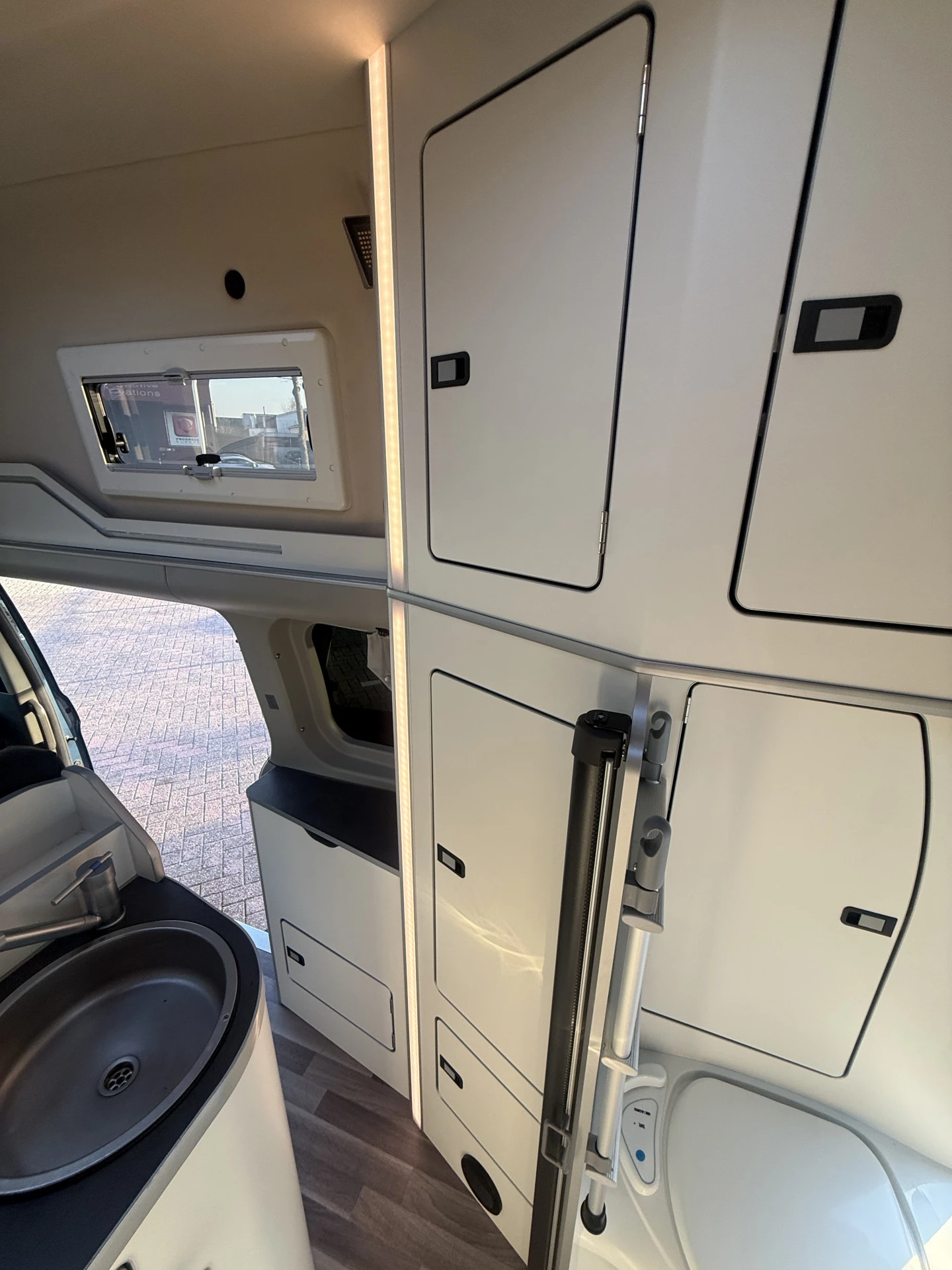 Hoofdafbeelding Ford Nugget