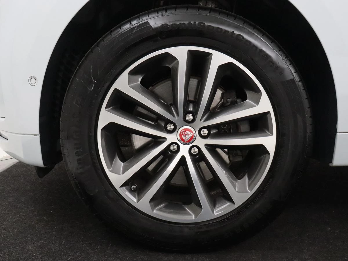 Hoofdafbeelding Jaguar F-PACE