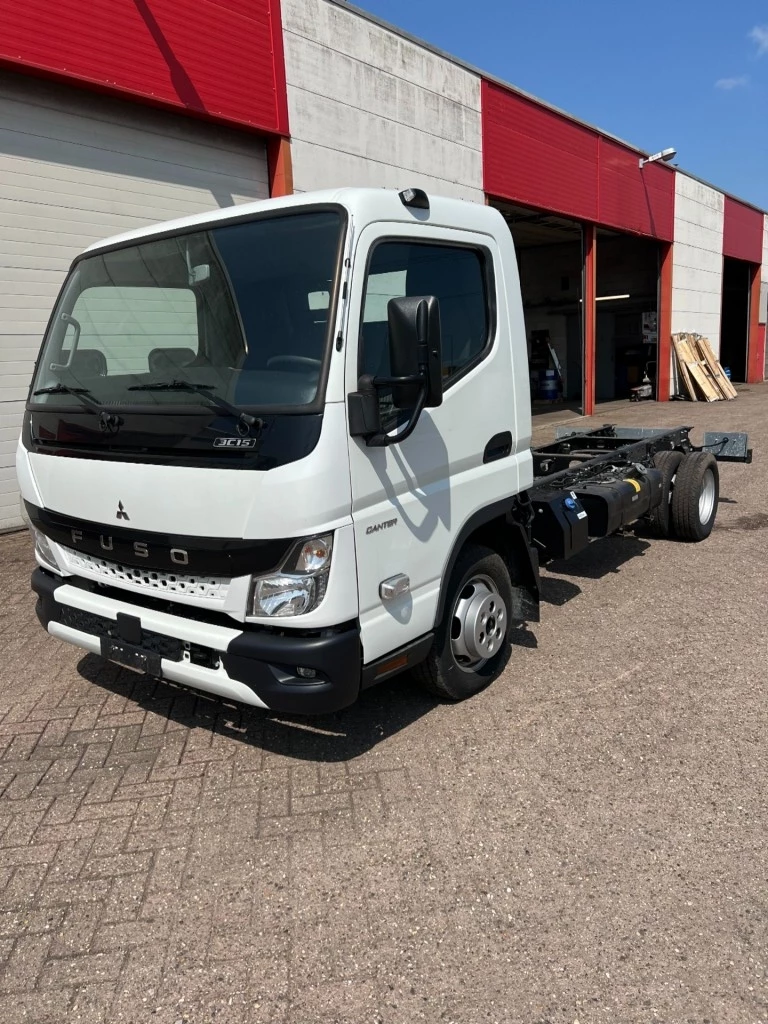 Hoofdafbeelding Mitsubishi Canter