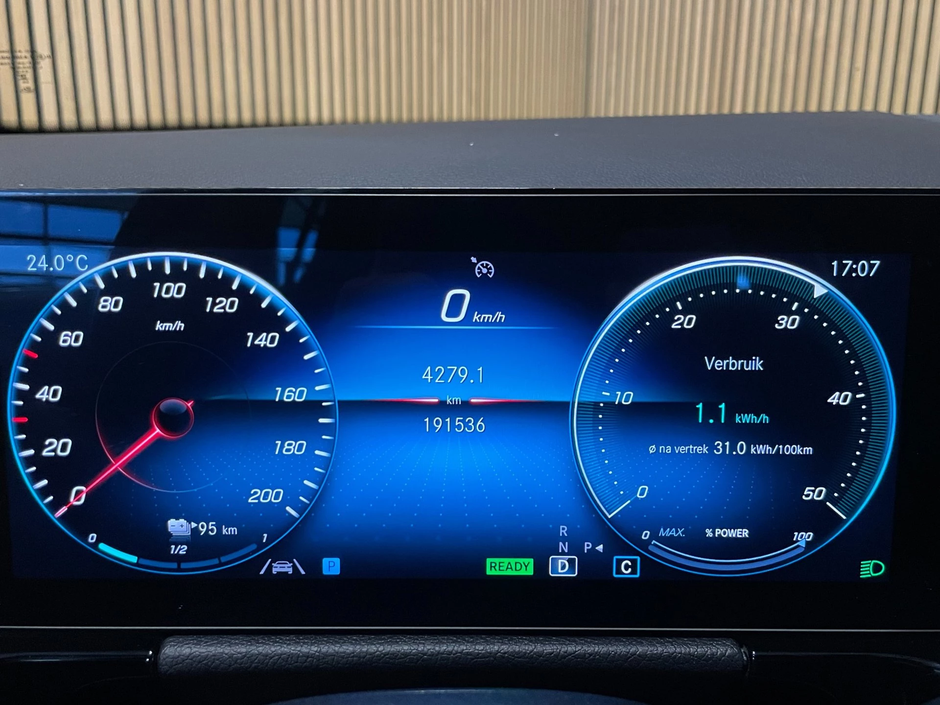 Hoofdafbeelding Mercedes-Benz EQA