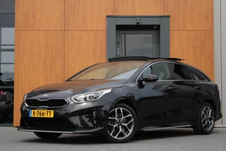 Hoofdafbeelding Kia ProCeed Kia ProCeed 1.5T-GDi MHEV 160PK GT-Line | Panoramadak