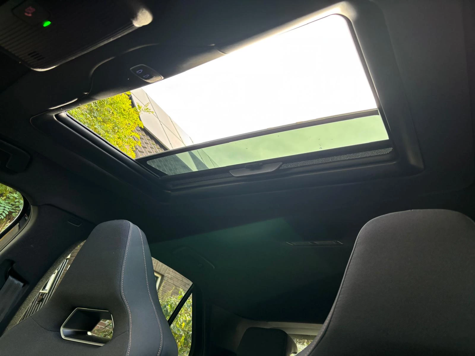 Hoofdafbeelding CUPRA Born