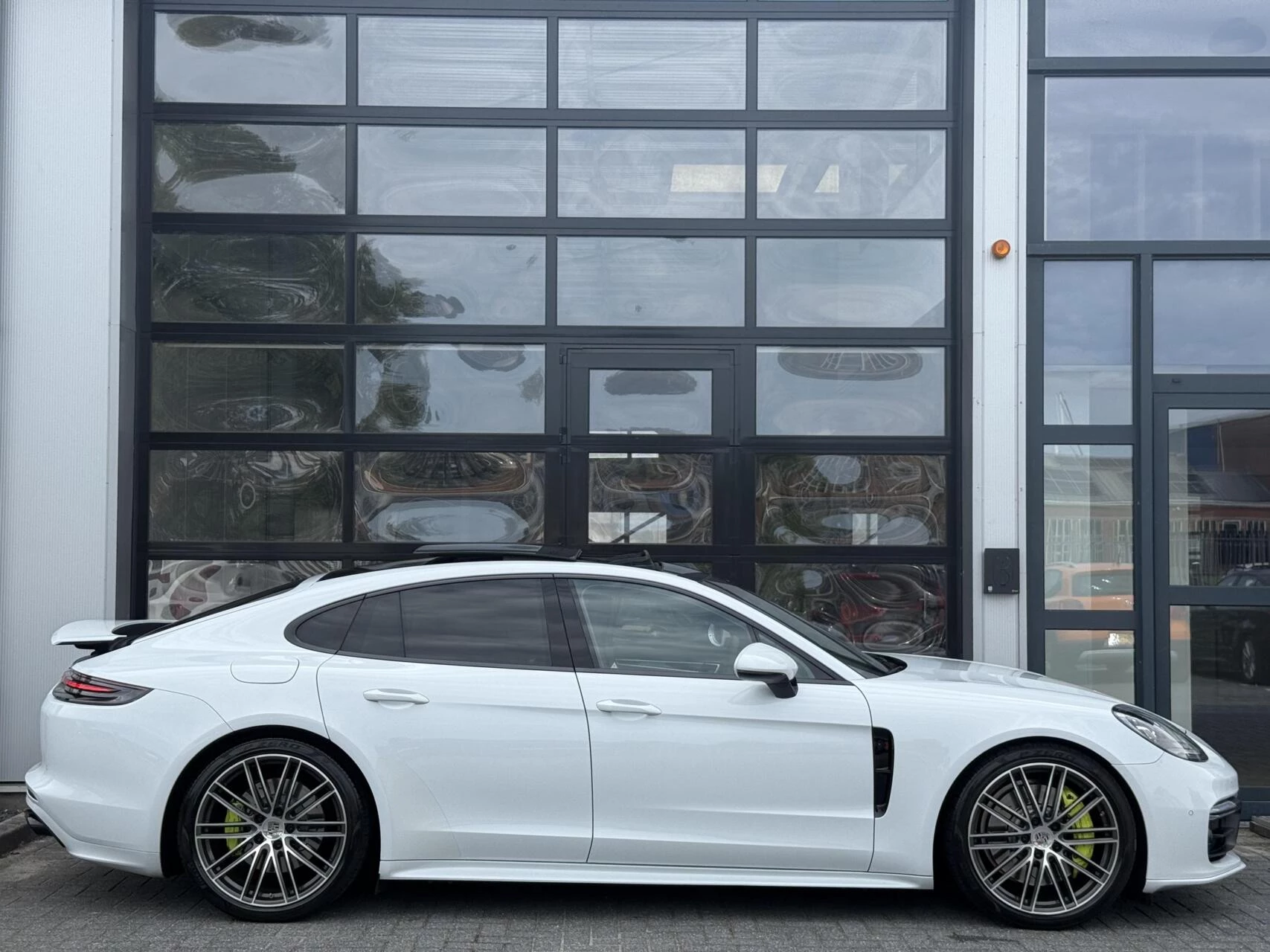 Hoofdafbeelding Porsche Panamera