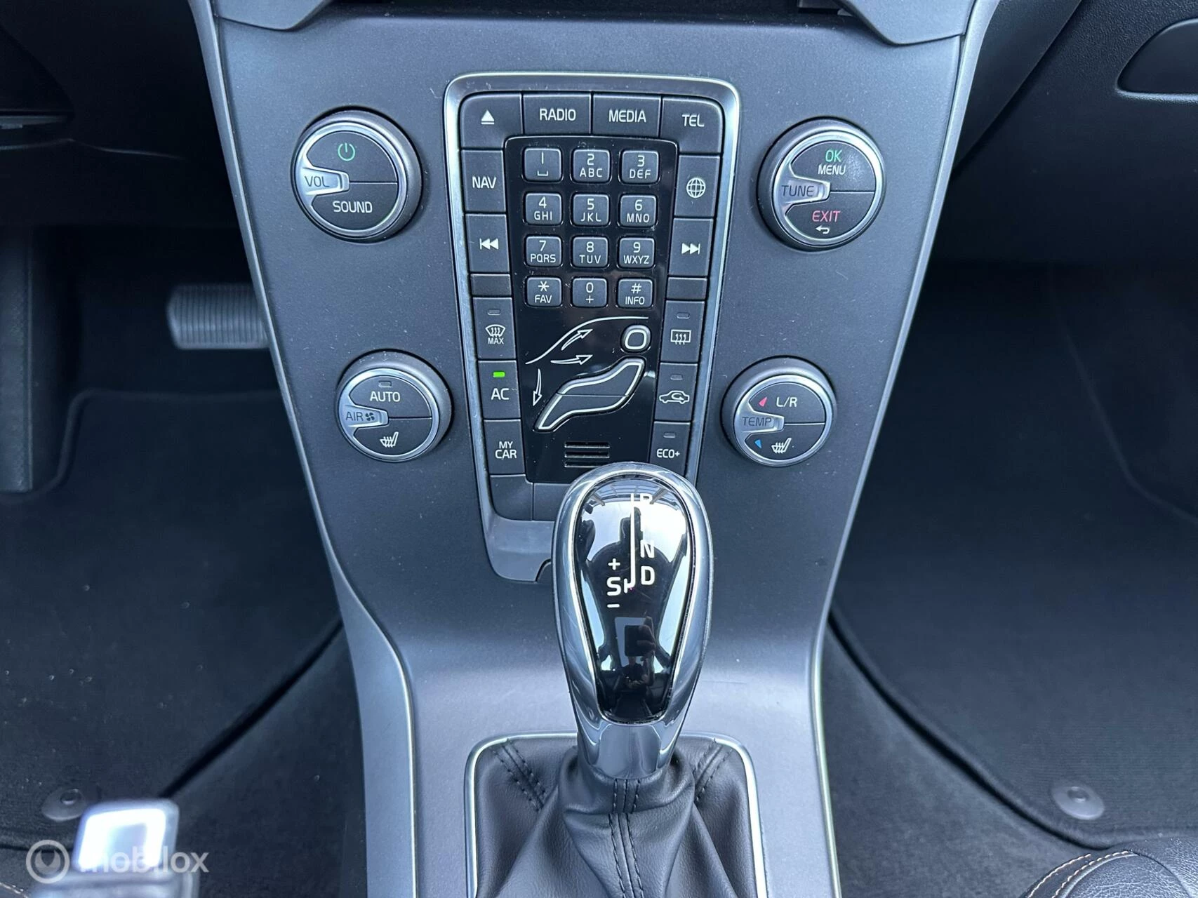 Hoofdafbeelding Volvo V40