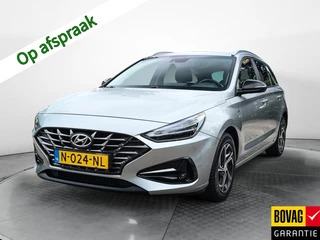 Hoofdafbeelding Hyundai i30 Hyundai i30 Wagon 1.0 T-GDi MHEV Comfort Smart (120PK), 1e-Eig, Keurig-Onderhg., BOVAG-Garantie, Navigatie/Apple-Carplay/Android-Auto, Lane-Assist, Keyless-Entry/Start, DAB, Spiegel-Pakket, Licht-Zicht-Pakket, Achteruitrijcamera, Parkeersensoren, LM.-Velgen, Privacy-Glas, NL-Auto