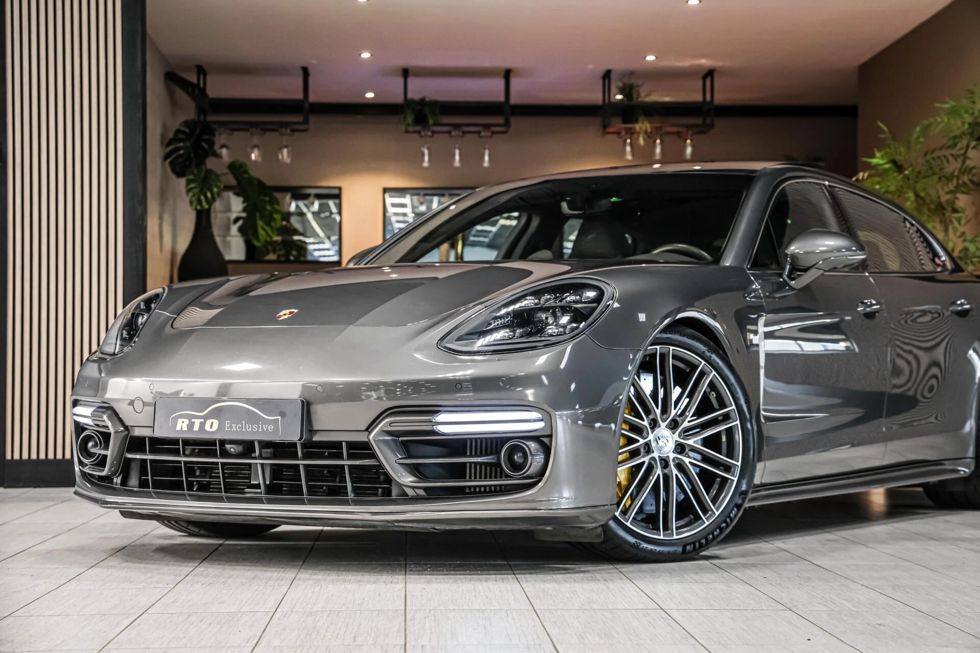 Hoofdafbeelding Porsche Panamera
