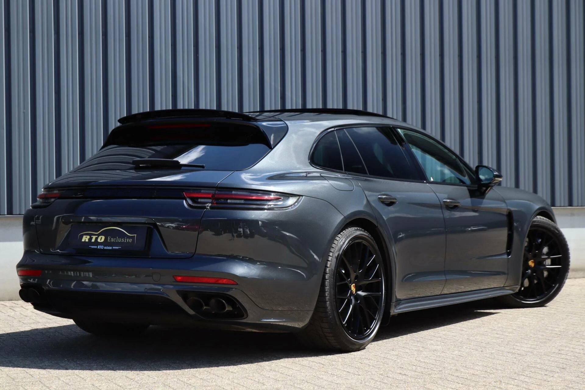 Hoofdafbeelding Porsche Panamera