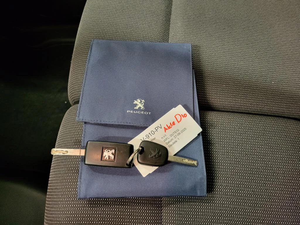 Hoofdafbeelding Peugeot Partner