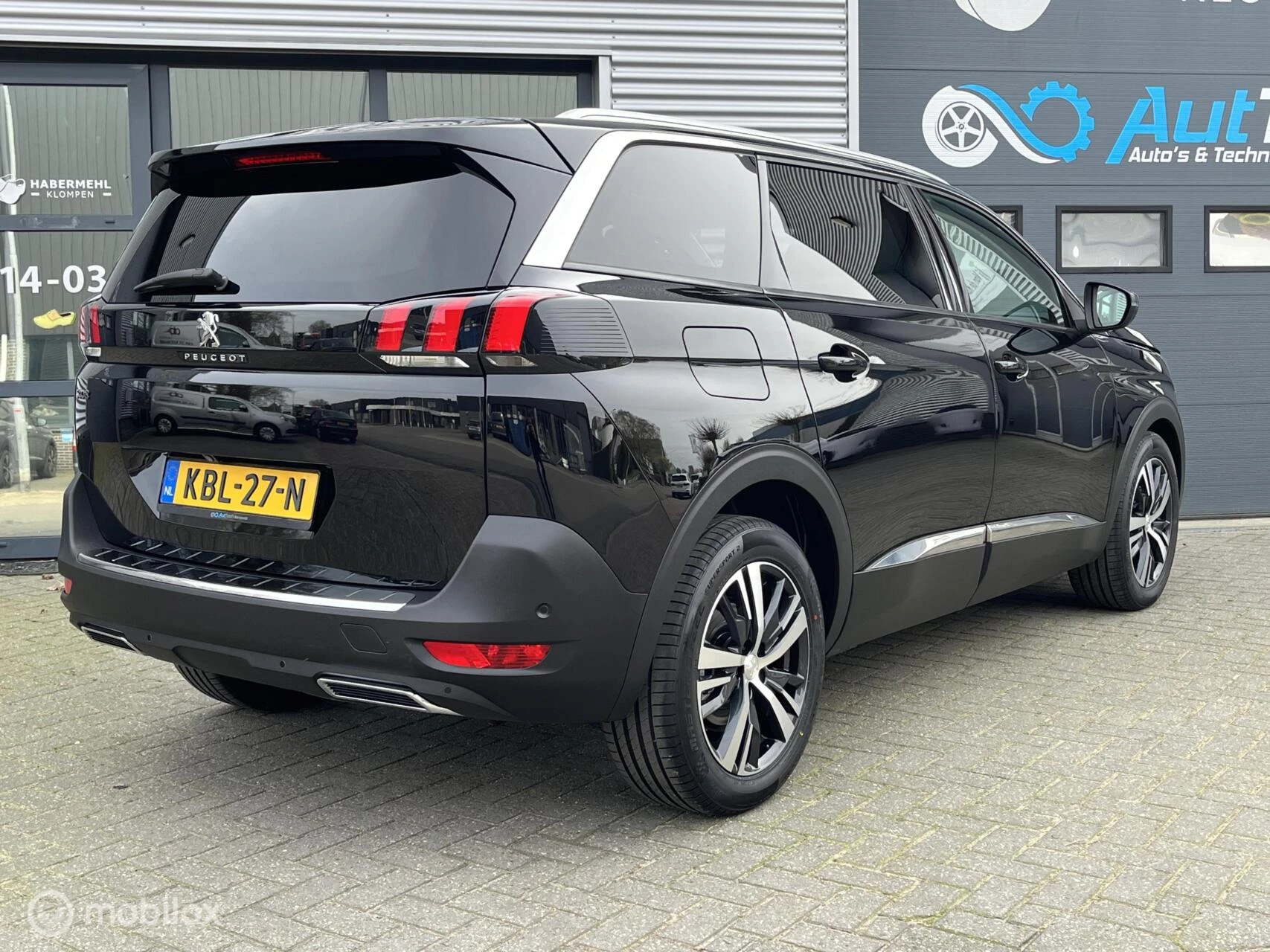 Hoofdafbeelding Peugeot 5008