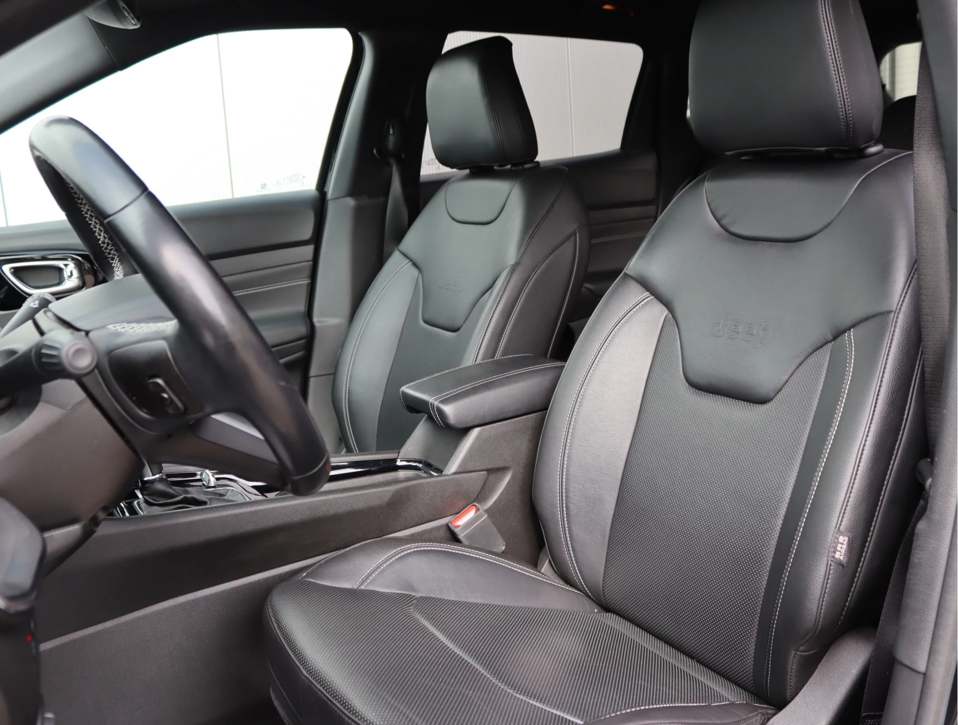 Hoofdafbeelding Jeep Compass