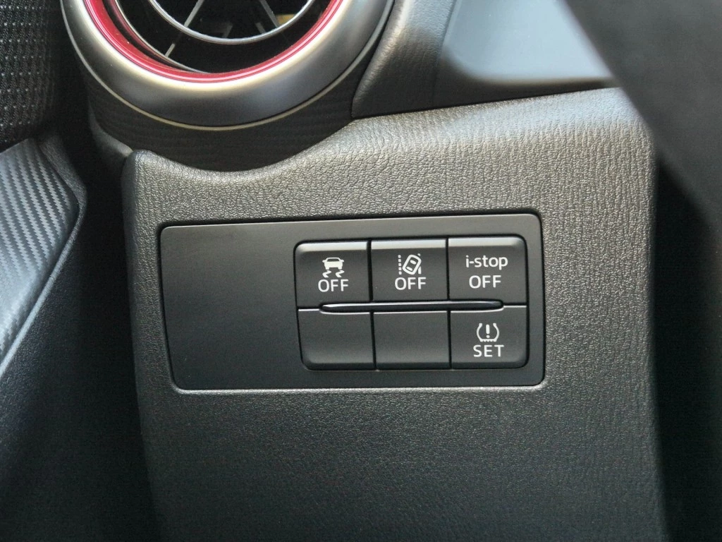 Hoofdafbeelding Mazda 2