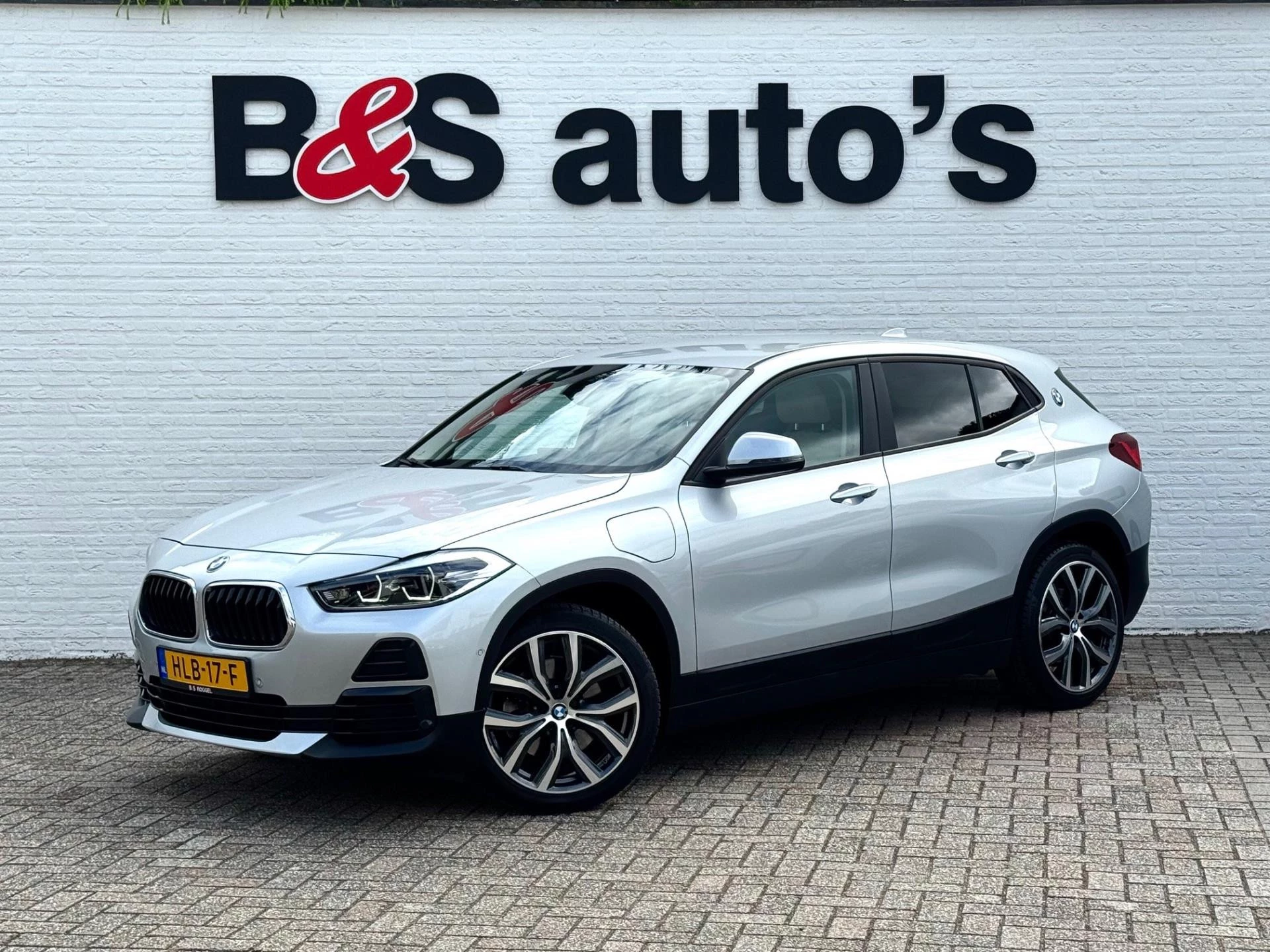 Hoofdafbeelding BMW X2