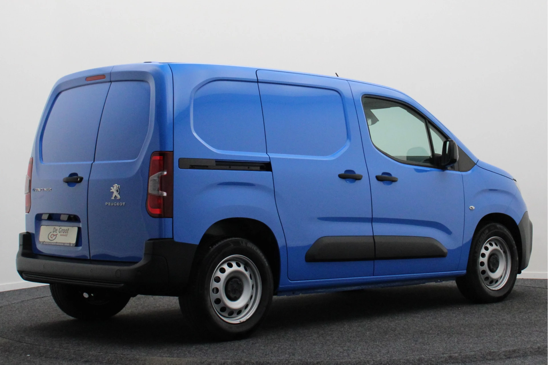 Hoofdafbeelding Peugeot Partner