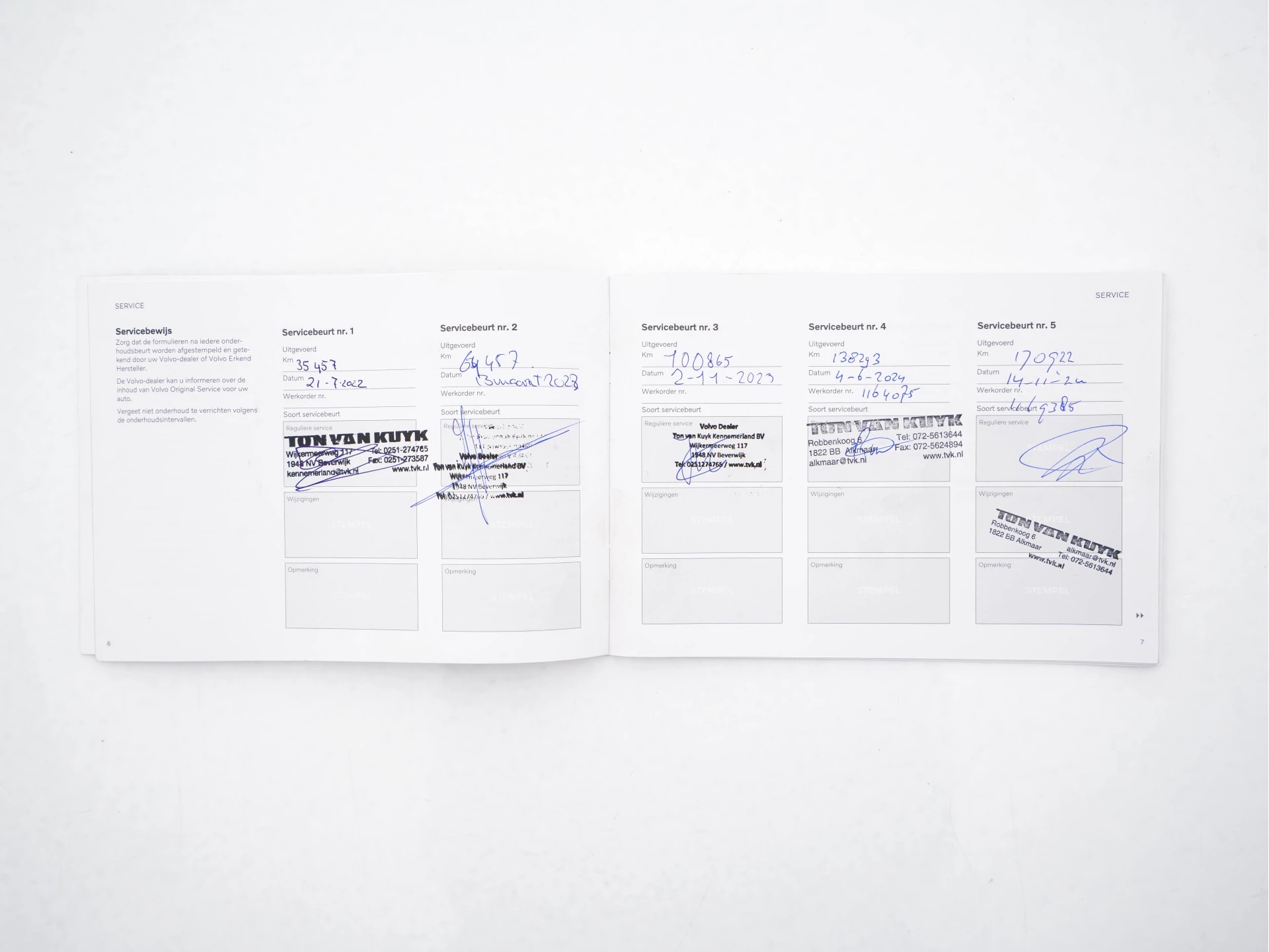 Hoofdafbeelding Volvo C40