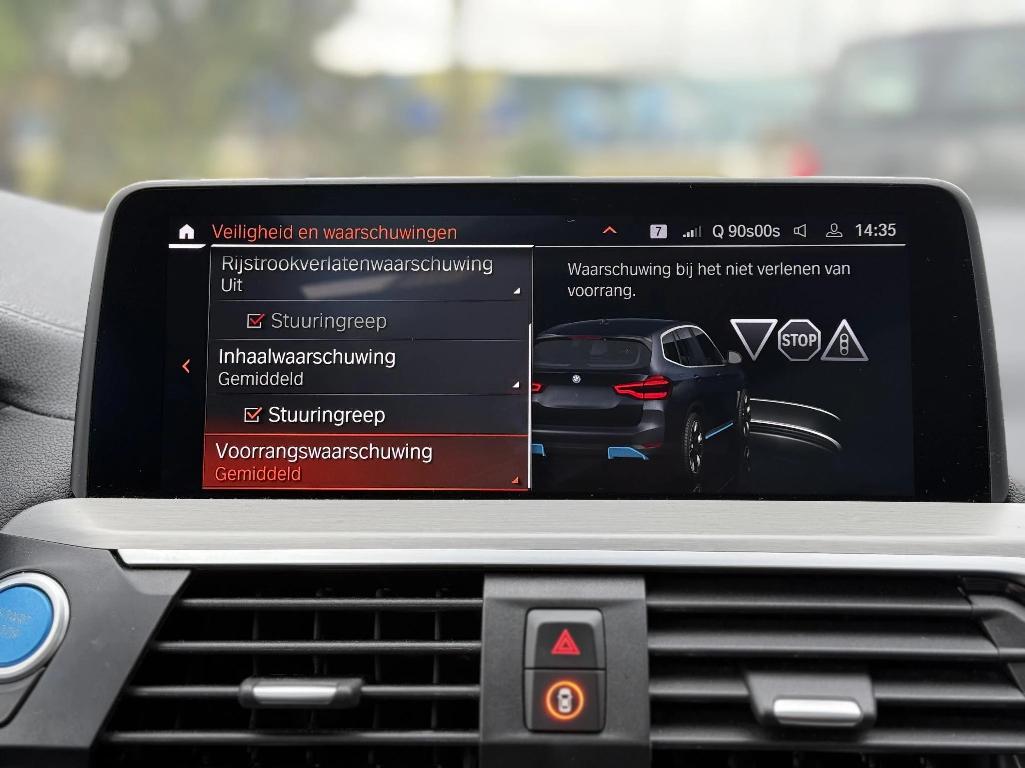 Hoofdafbeelding BMW iX3