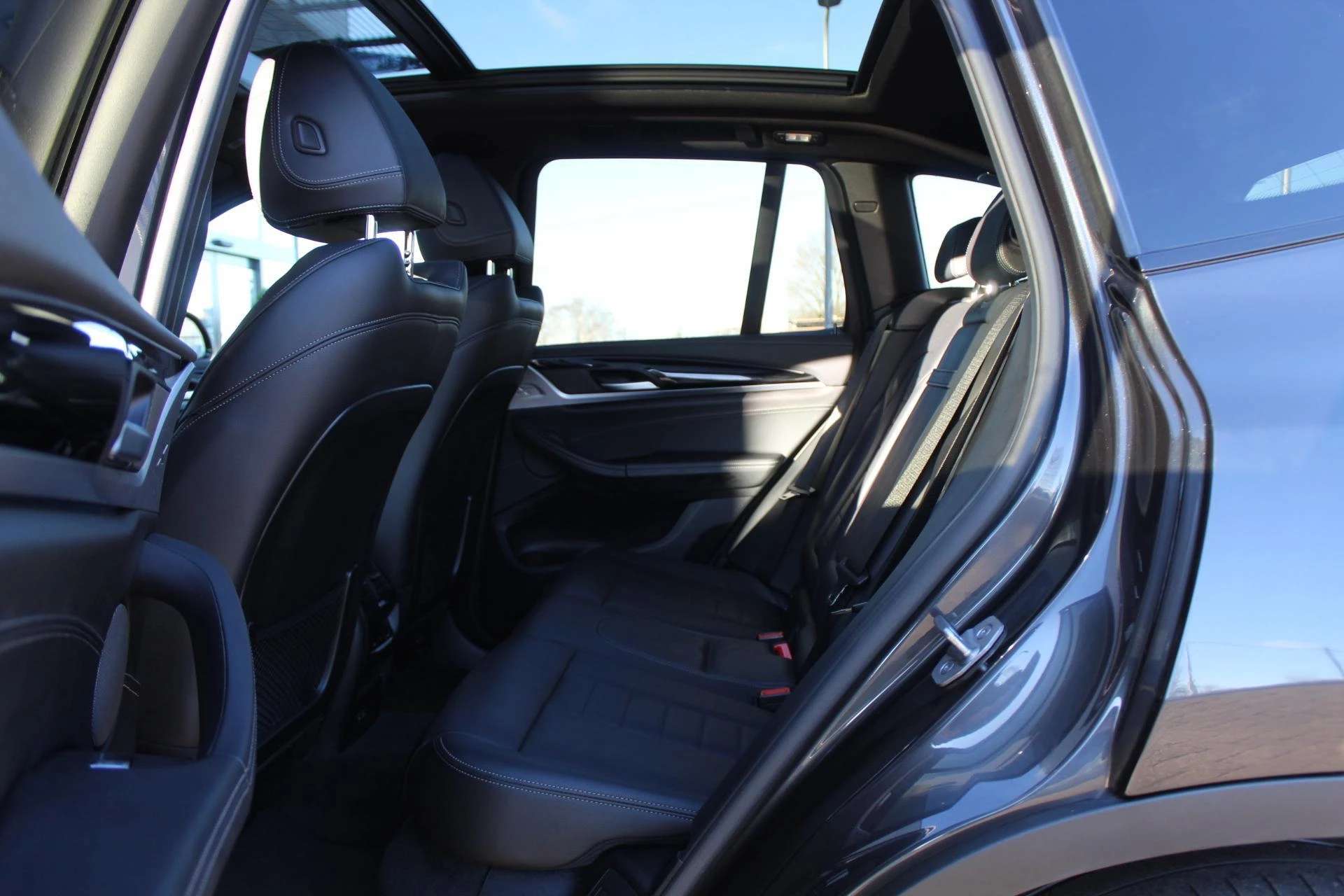 Hoofdafbeelding BMW iX3