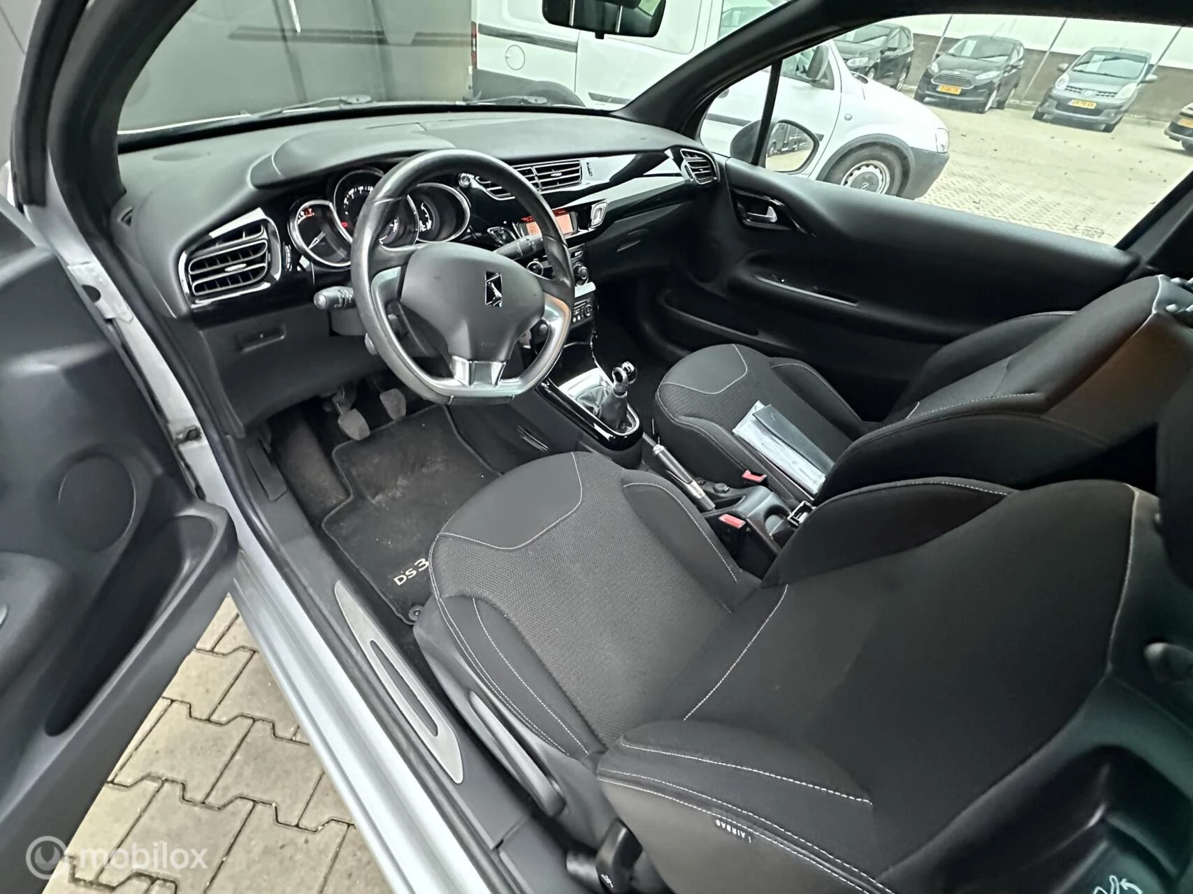 Hoofdafbeelding DS DS 3