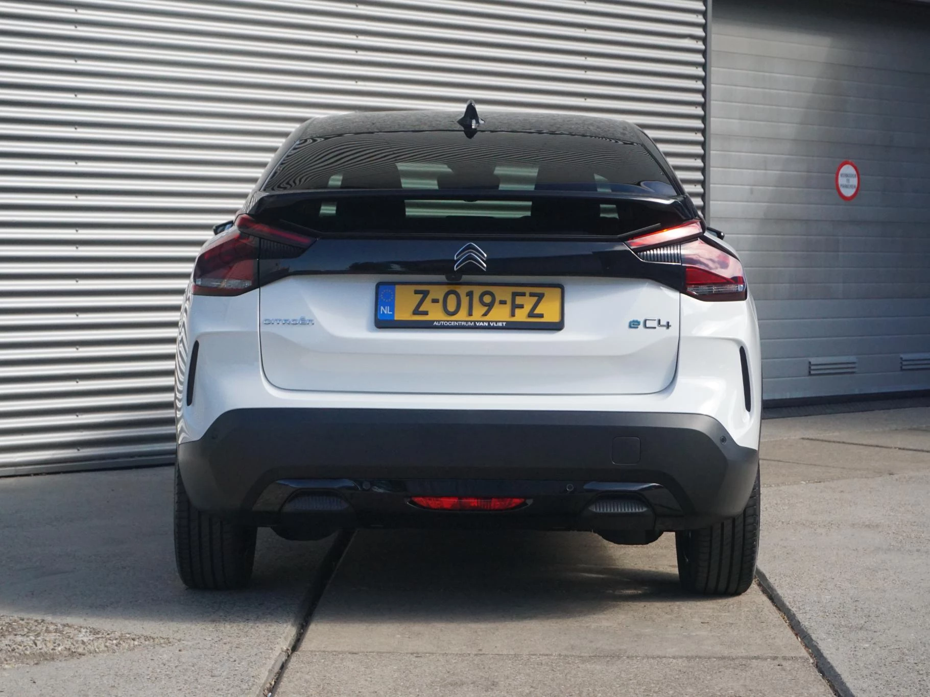 Hoofdafbeelding Citroën ë-C4