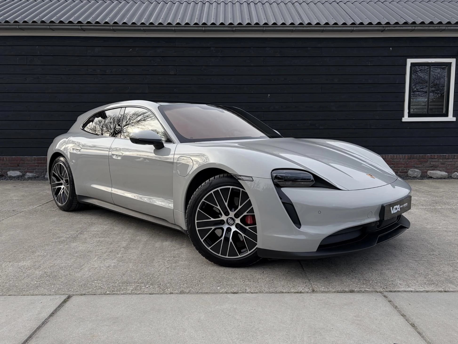 Hoofdafbeelding Porsche Taycan