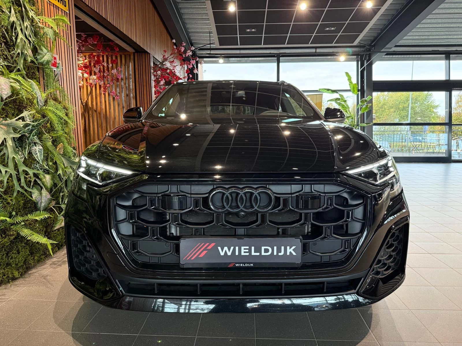 Hoofdafbeelding Audi Q8