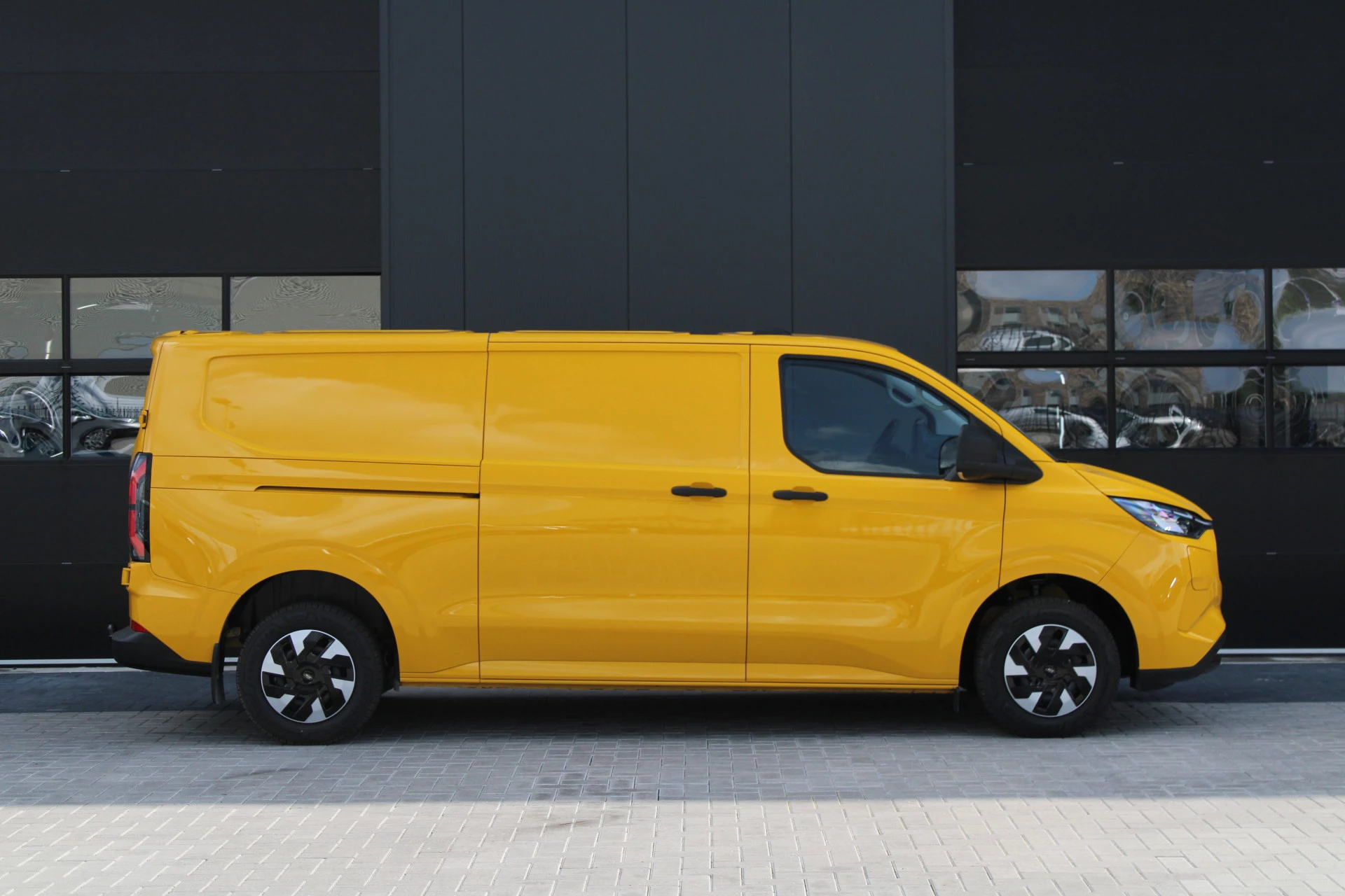 Hoofdafbeelding Ford E-Transit