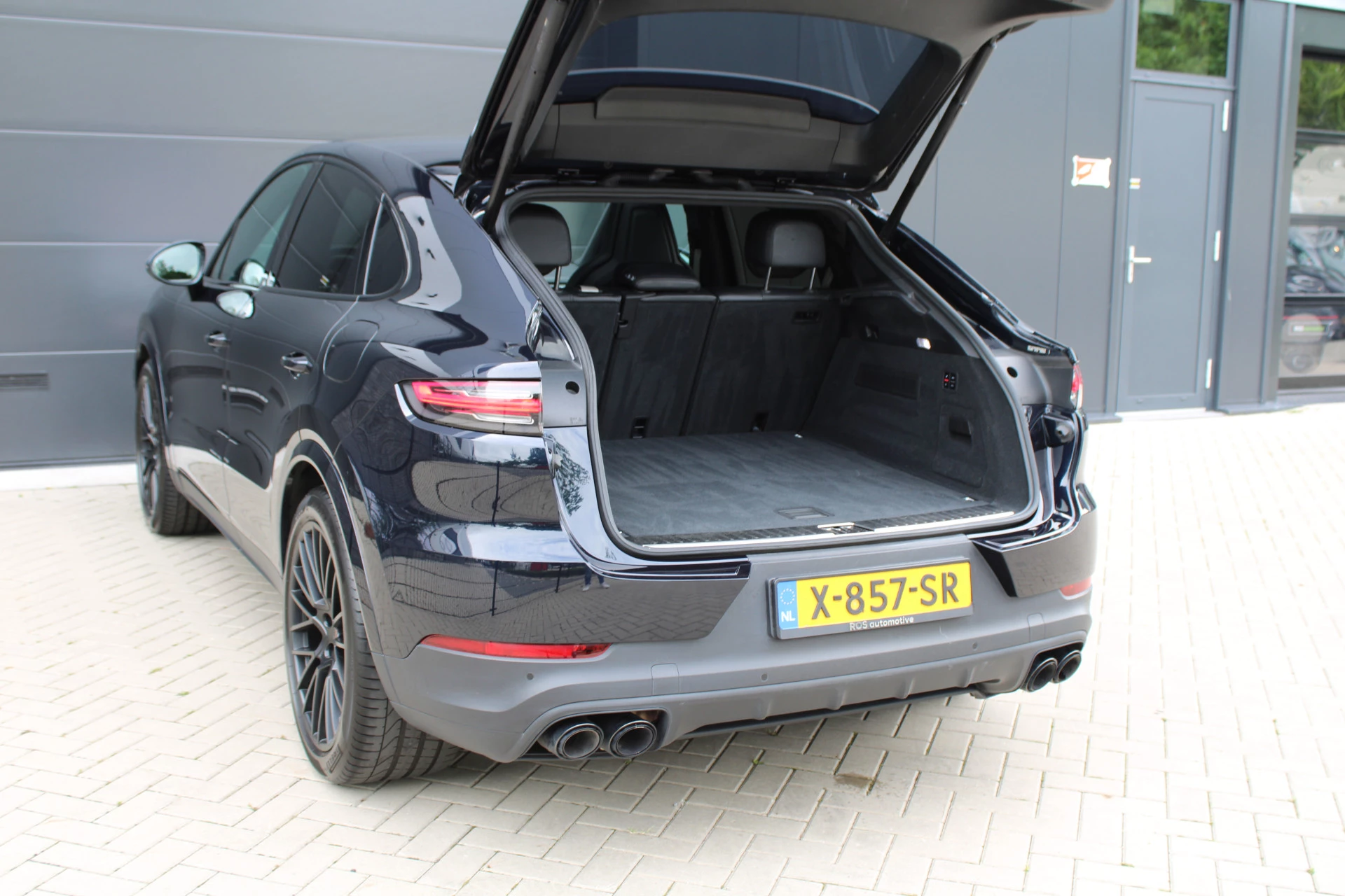Hoofdafbeelding Porsche Cayenne