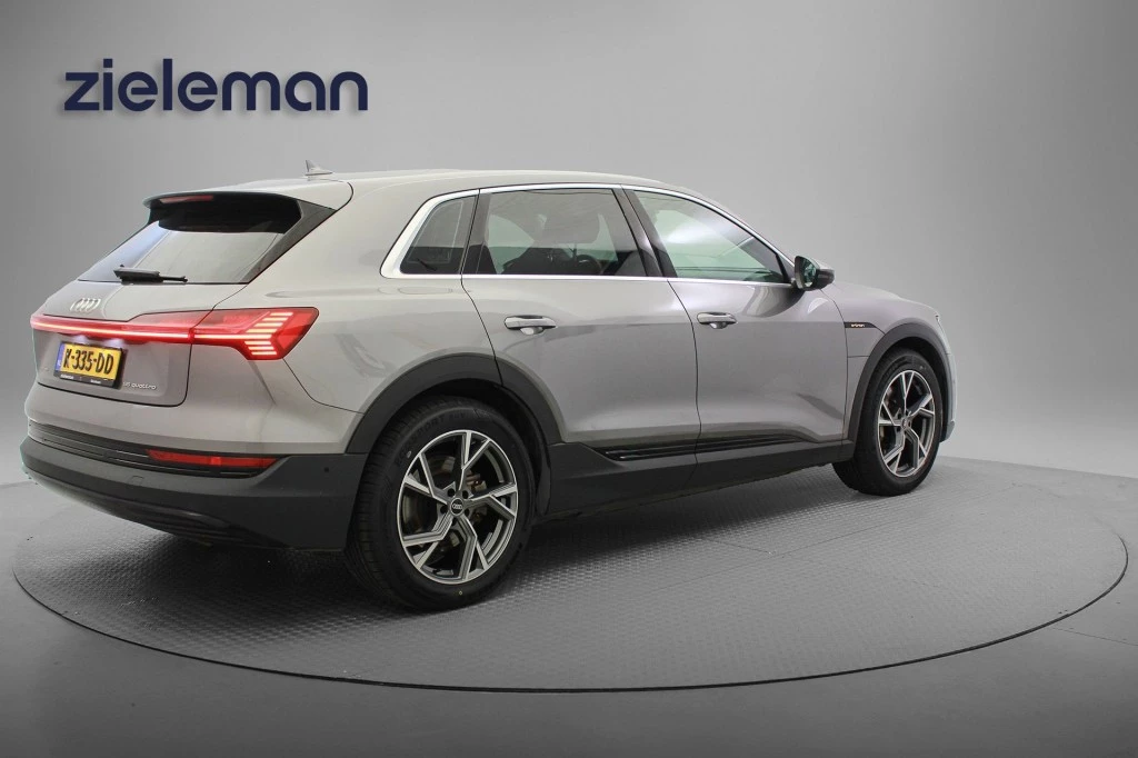 Hoofdafbeelding Audi e-tron