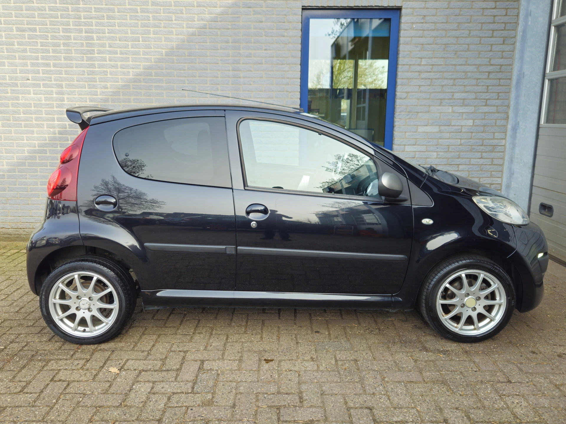 Hoofdafbeelding Peugeot 107