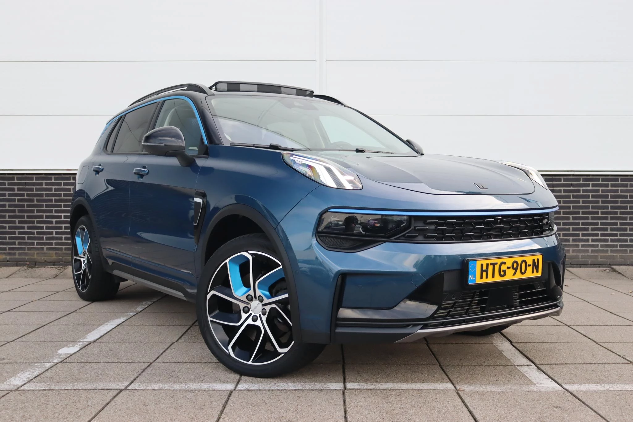 Hoofdafbeelding Lynk & Co 01