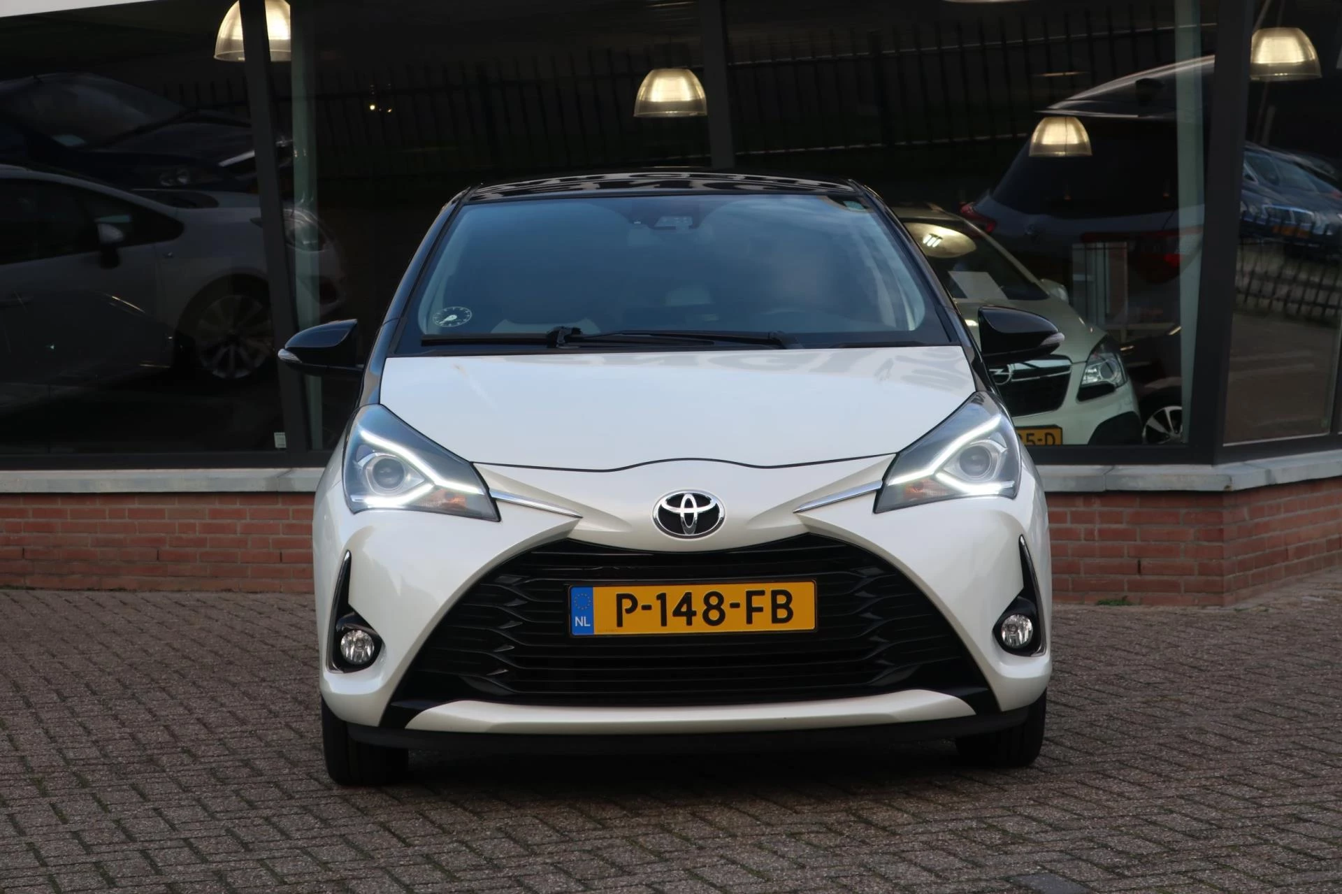 Hoofdafbeelding Toyota Yaris