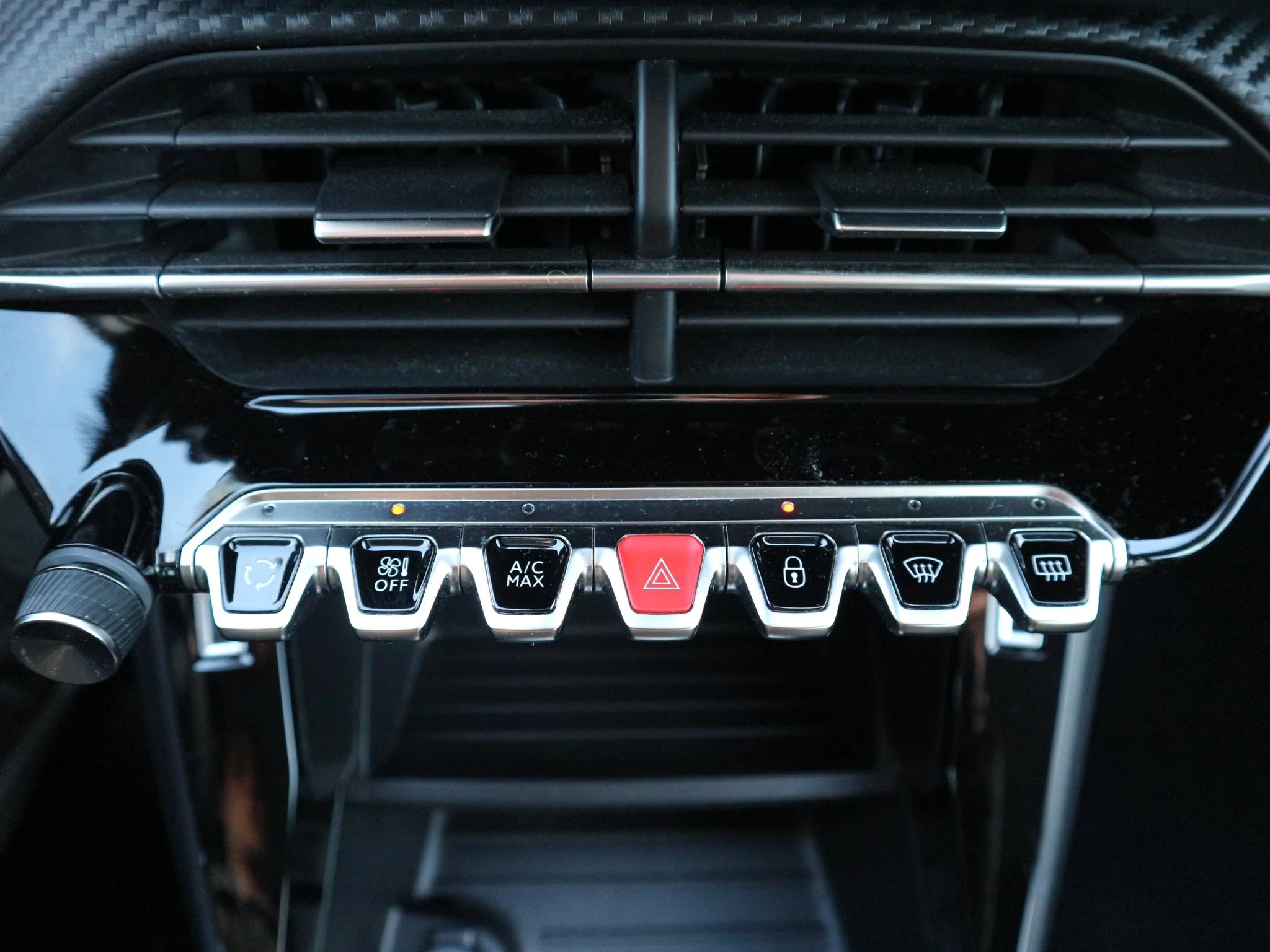 Hoofdafbeelding Peugeot e-208