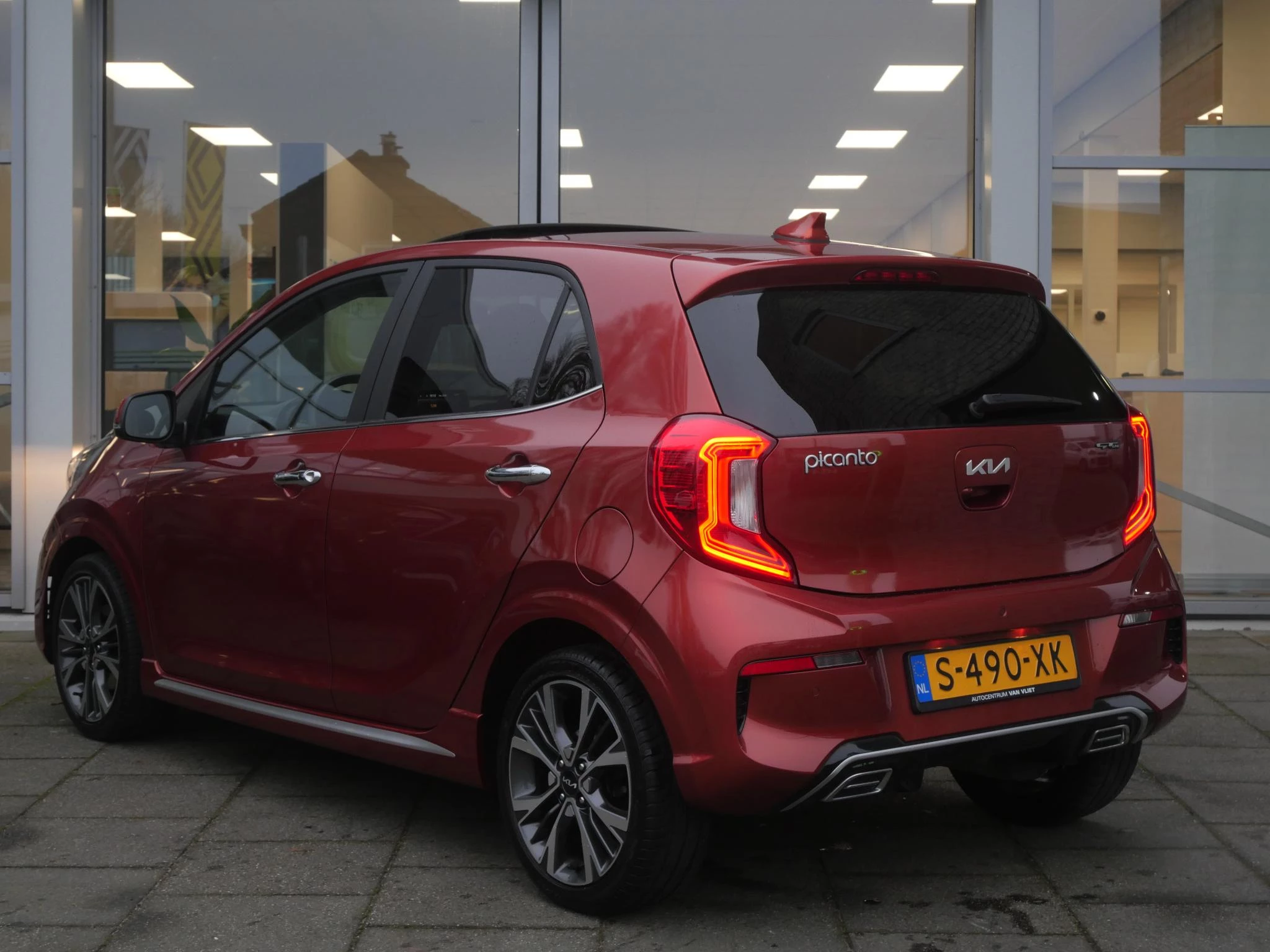 Hoofdafbeelding Kia Picanto