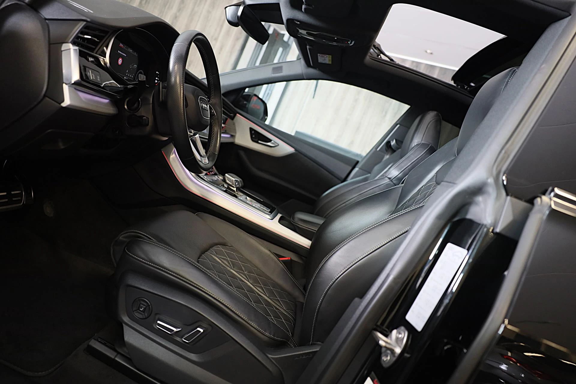 Hoofdafbeelding Audi Q8