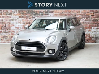 MINI Clubman Cooper Business / Navigatiesysteem Professional / Cruise Control / Parkeersensoren / Driving Assistant / Regensensor / Airconditioning
