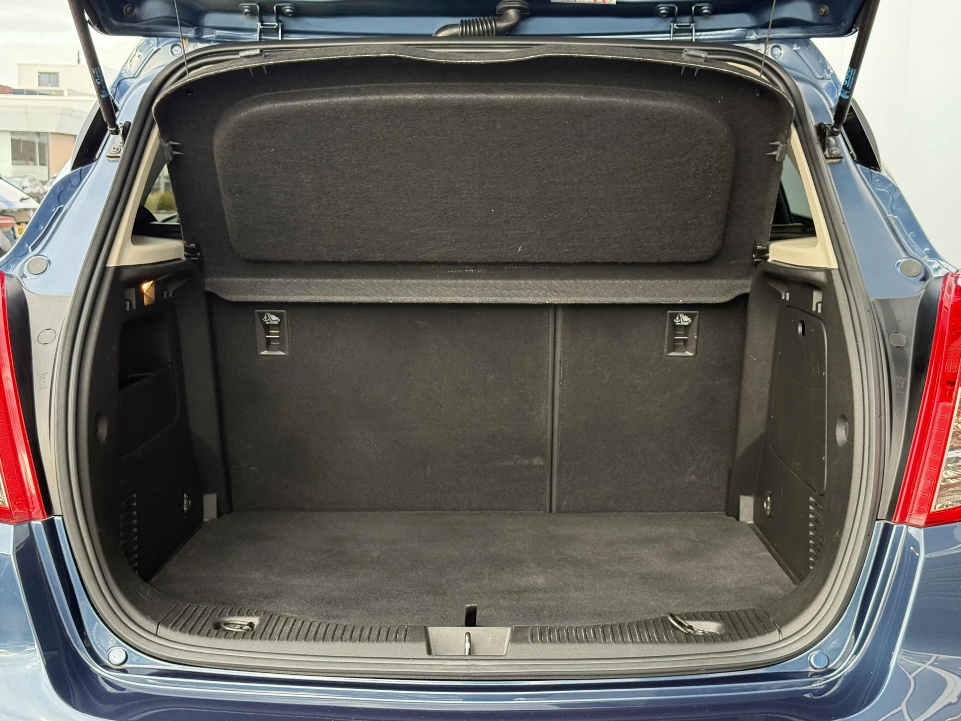 Hoofdafbeelding Opel Mokka X