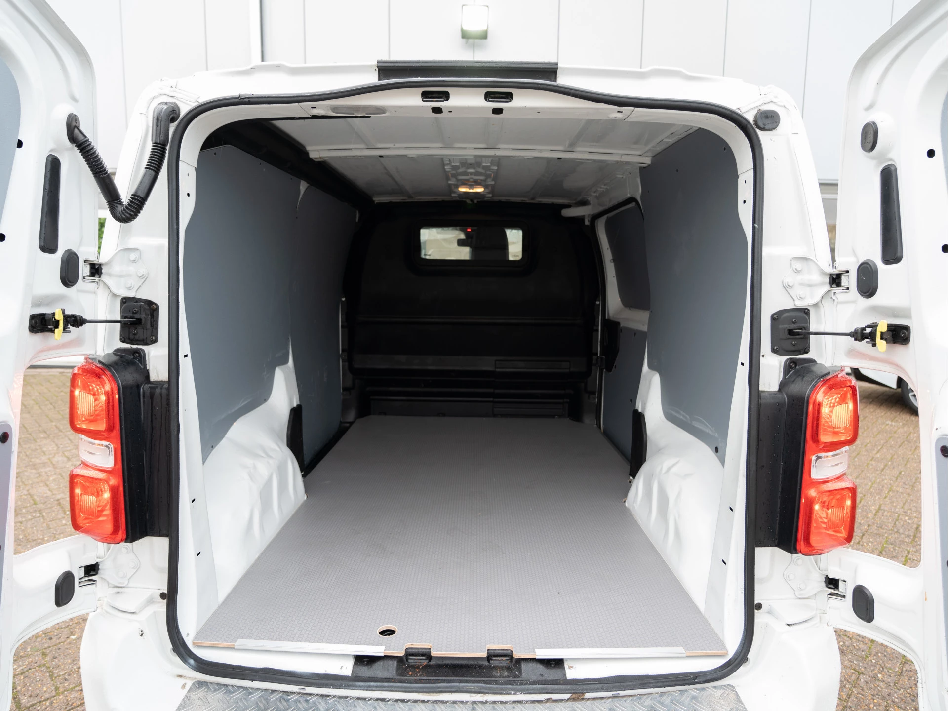 Hoofdafbeelding Peugeot Expert